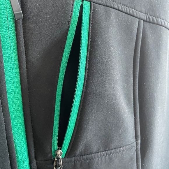Eddie Bauer Black Zip Up Green Accents Soft Shell Microfleece Jacket, Medium - Picture 4 of 10
